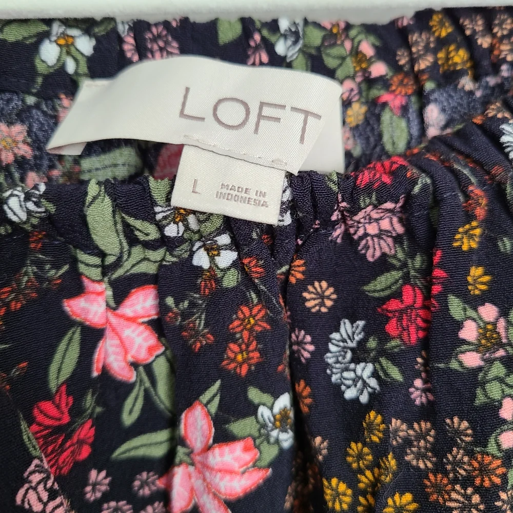 Loft Casual Office Spring Summer Floral Scoop Neck Puff Sleeves Flowy Top